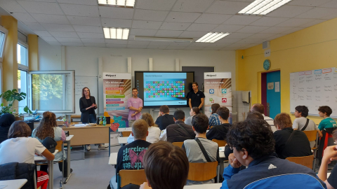 Auszubildende der Firma Hülpert Automobile beim 2. AzubiTalk des Projektes AiQ an der Gesamtschule Gartenstadt